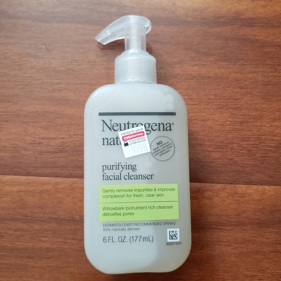 Neutrogena Naturals Purifying Facial